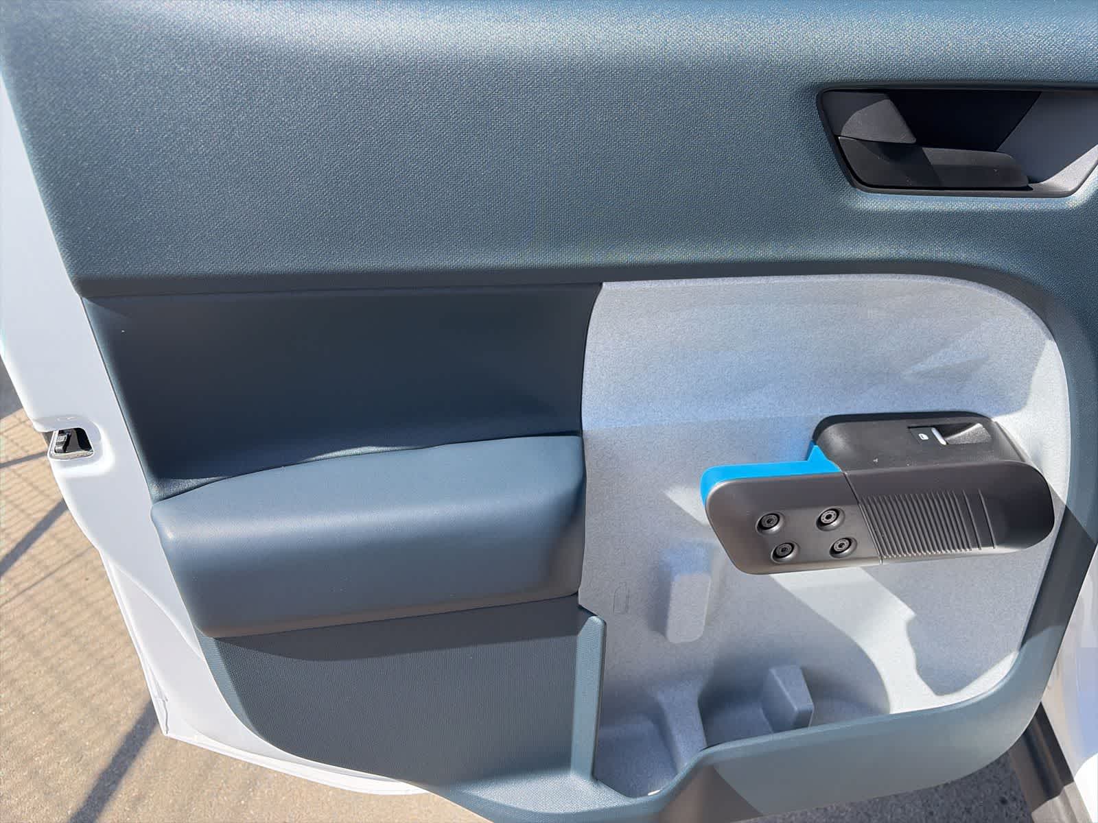 Thumbnail: 2025 Ford Maverick - 21