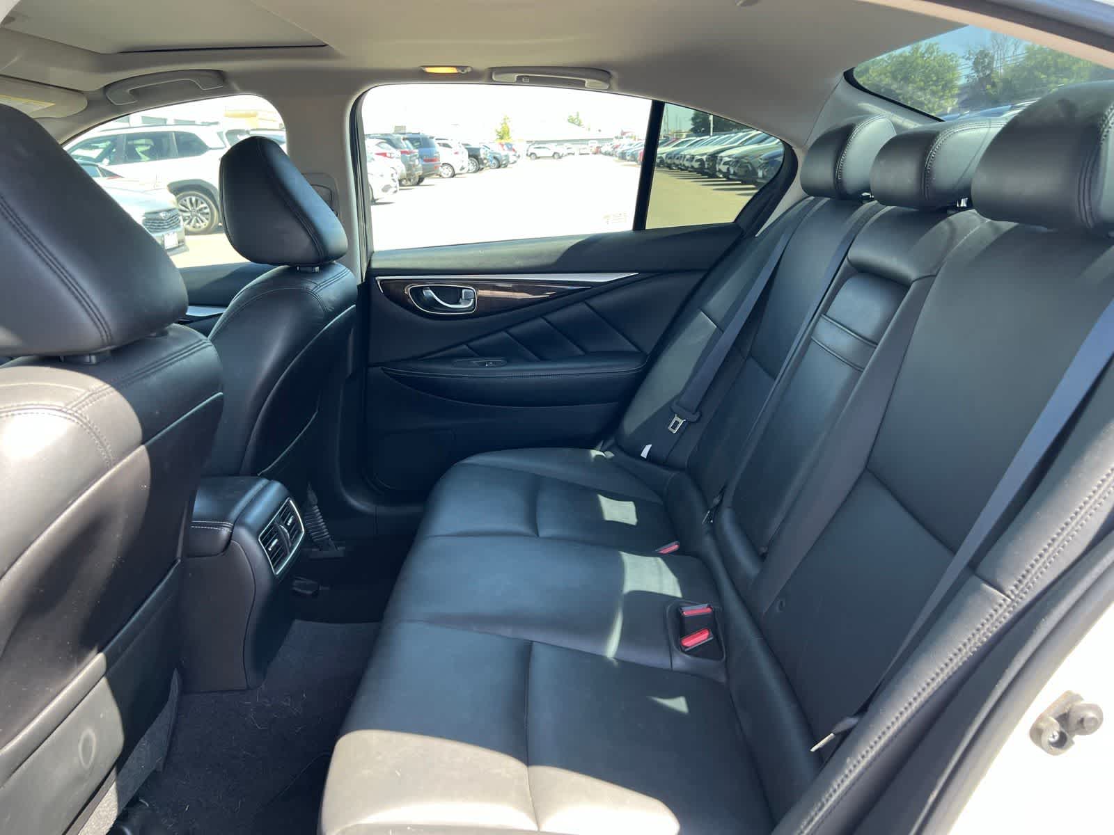 Thumbnail: 2019 INFINITI Q50 - 16