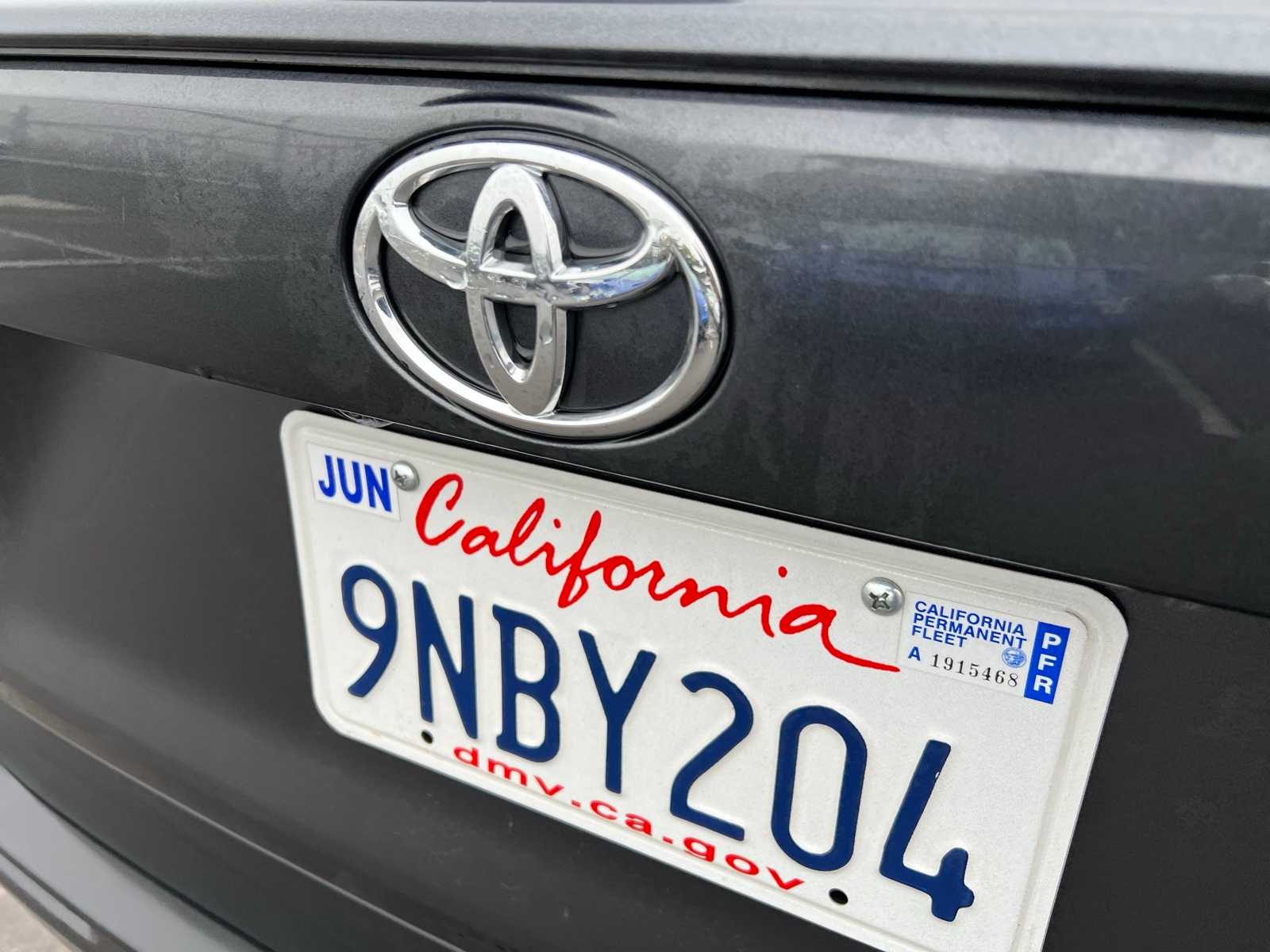 Thumbnail: 2024 Toyota RAV4 - 6