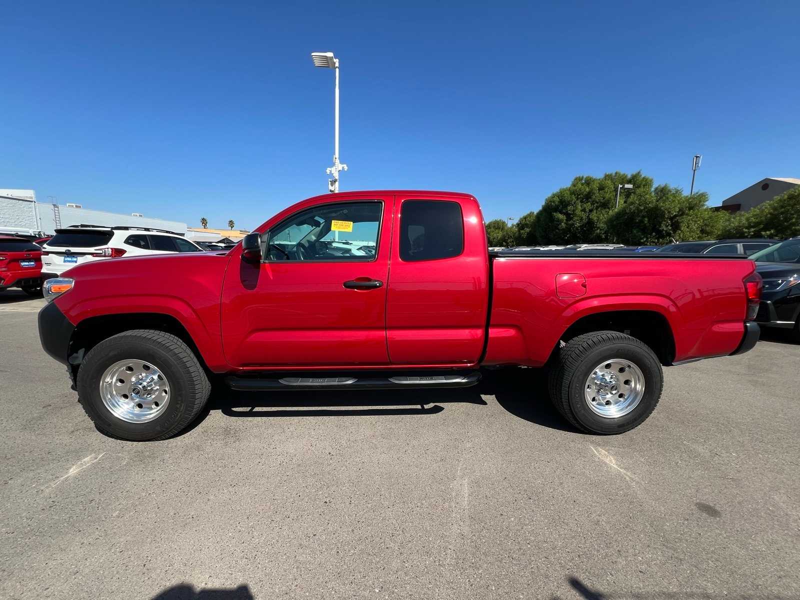 Thumbnail: 2020 Toyota Tacoma - 2