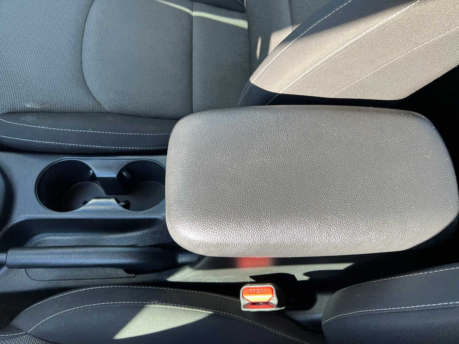 Thumbnail: 2023 Kia Forte - 39