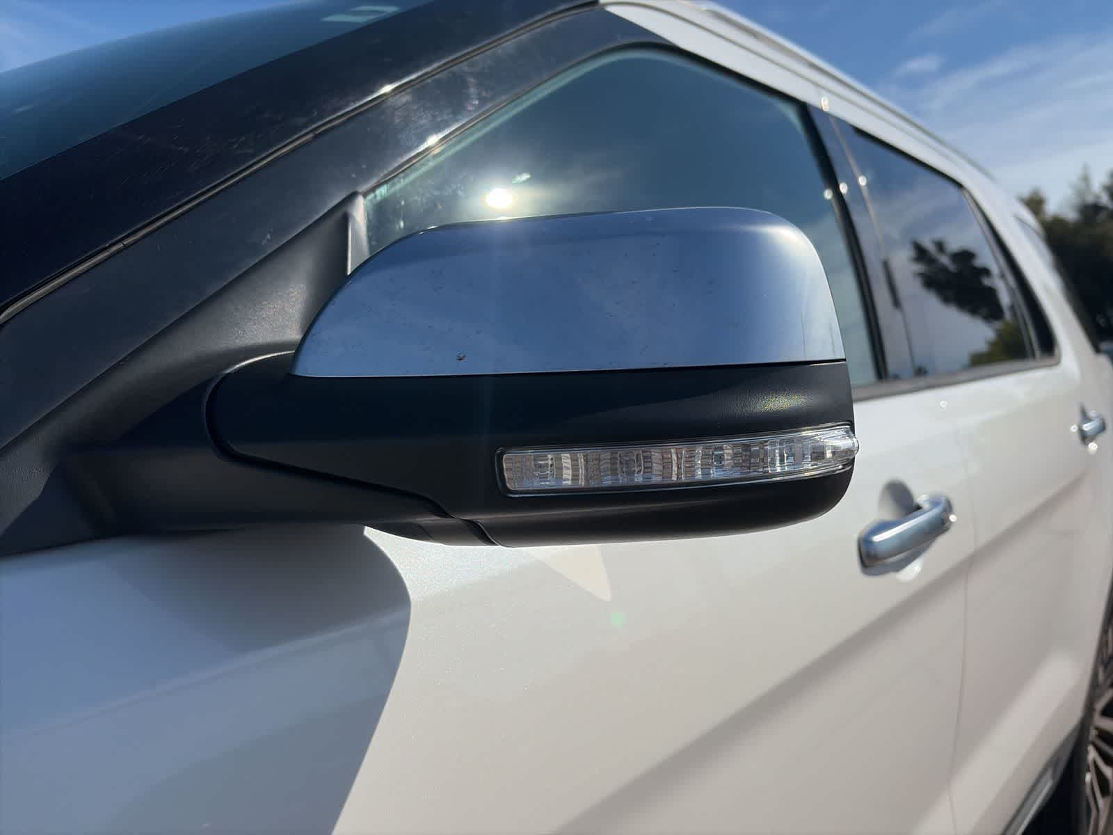 Thumbnail: 2018 Ford Explorer - 29