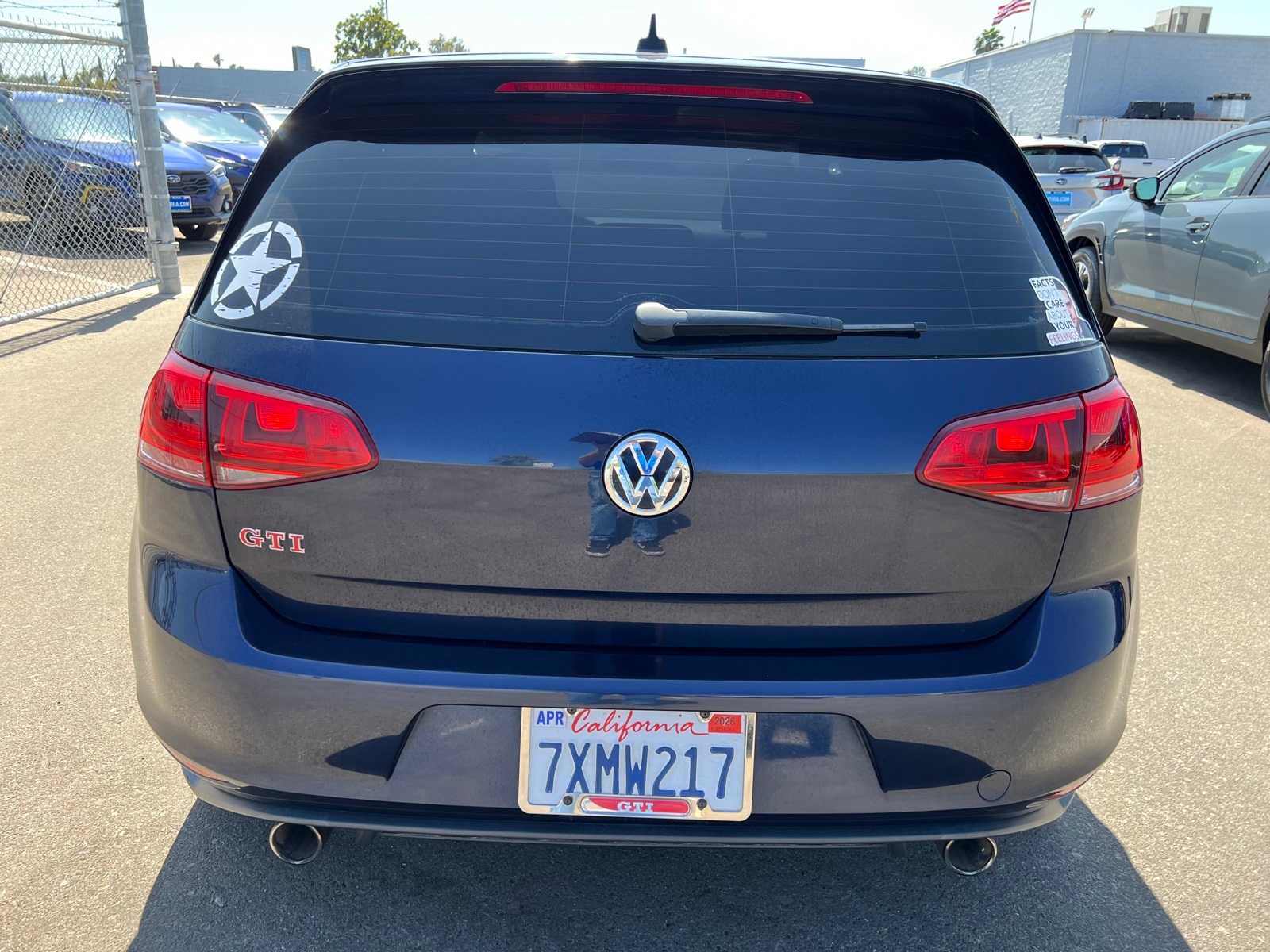 2017 Volkswagen Golf GTI Autobahn 4