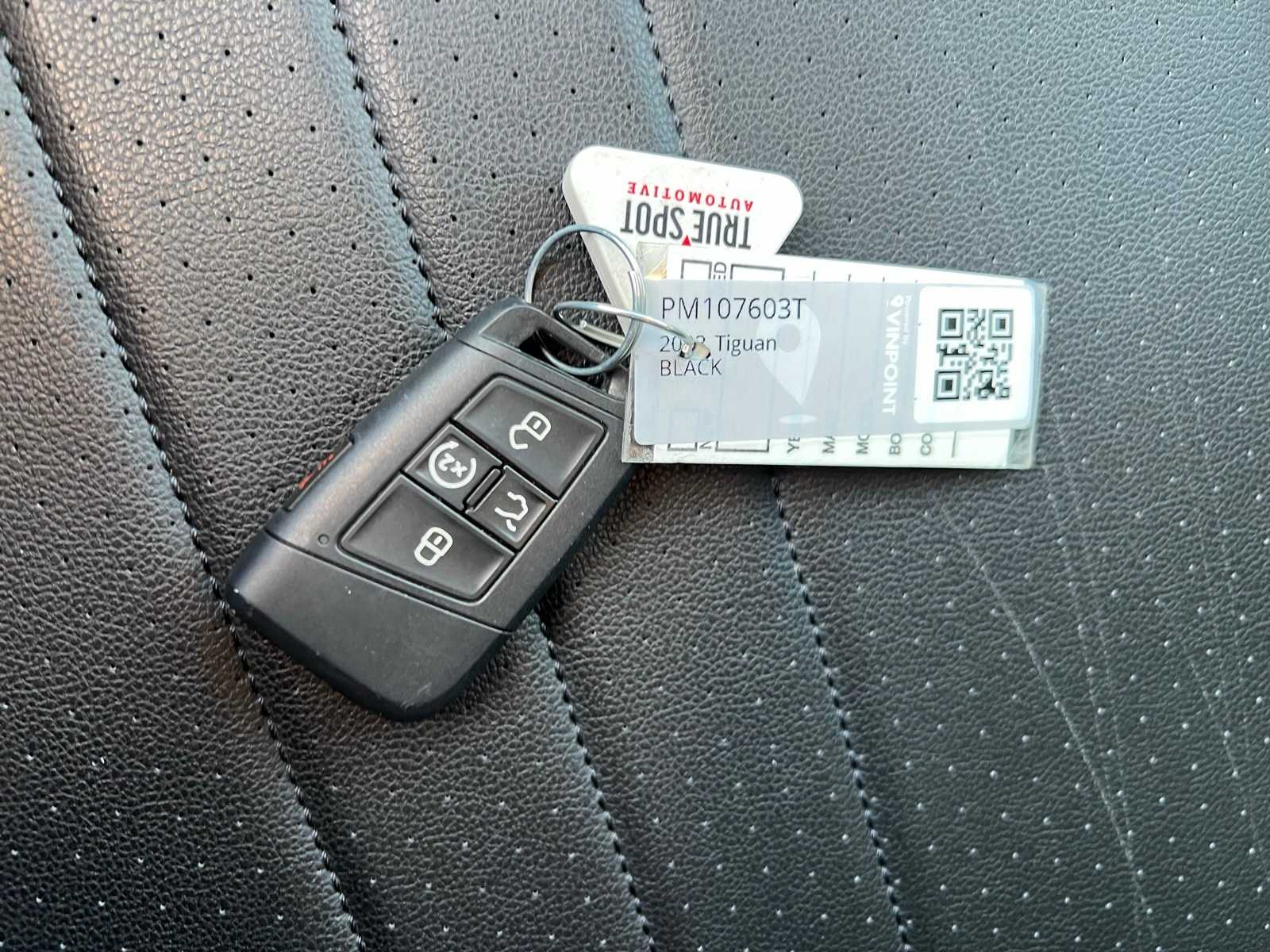 Thumbnail: 2023 Volkswagen Tiguan - 44