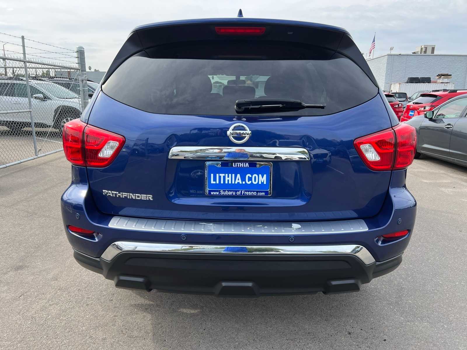 Thumbnail: 2020 Nissan Pathfinder - 4