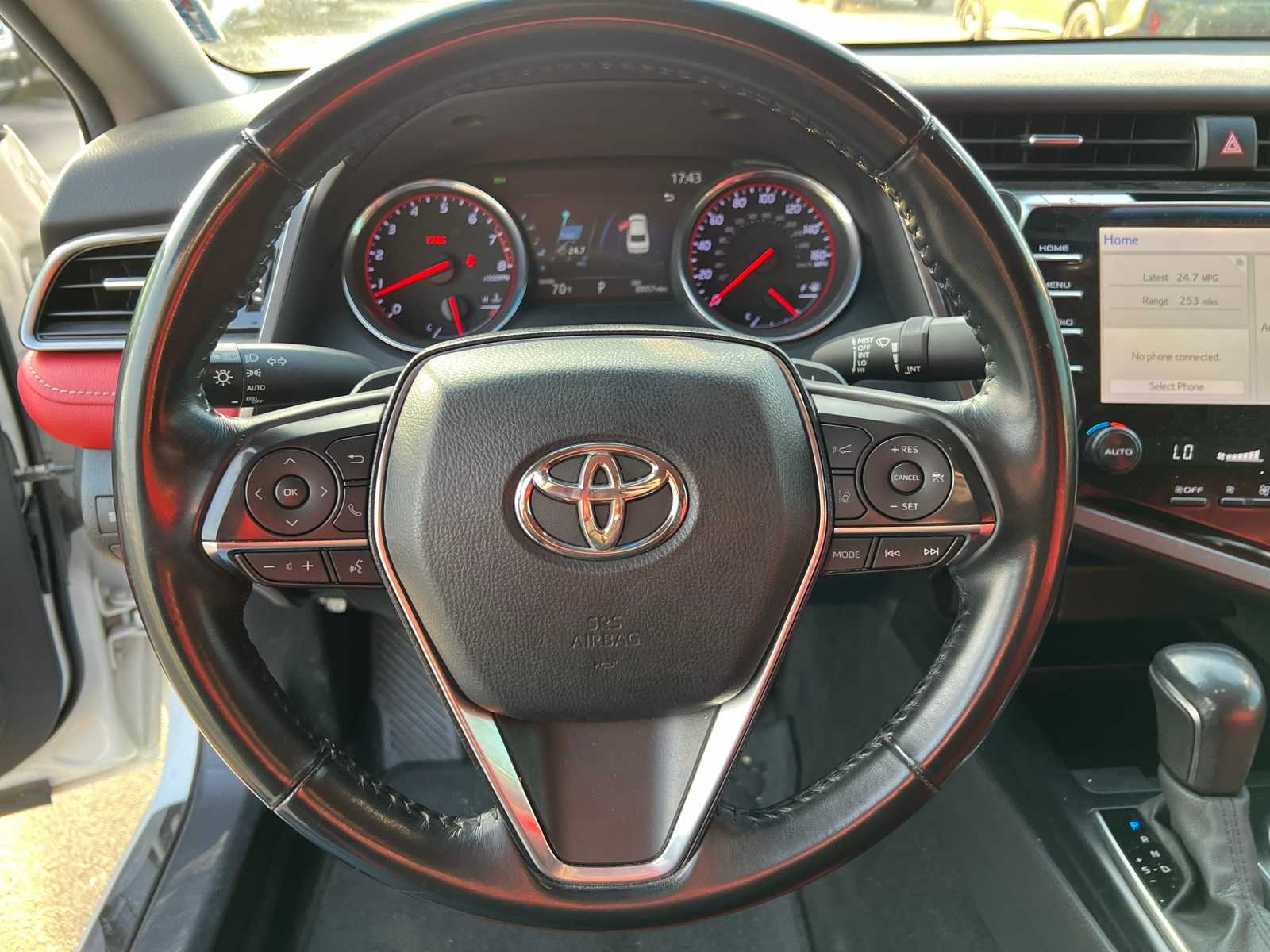 Thumbnail: 2020 Toyota Camry - 28