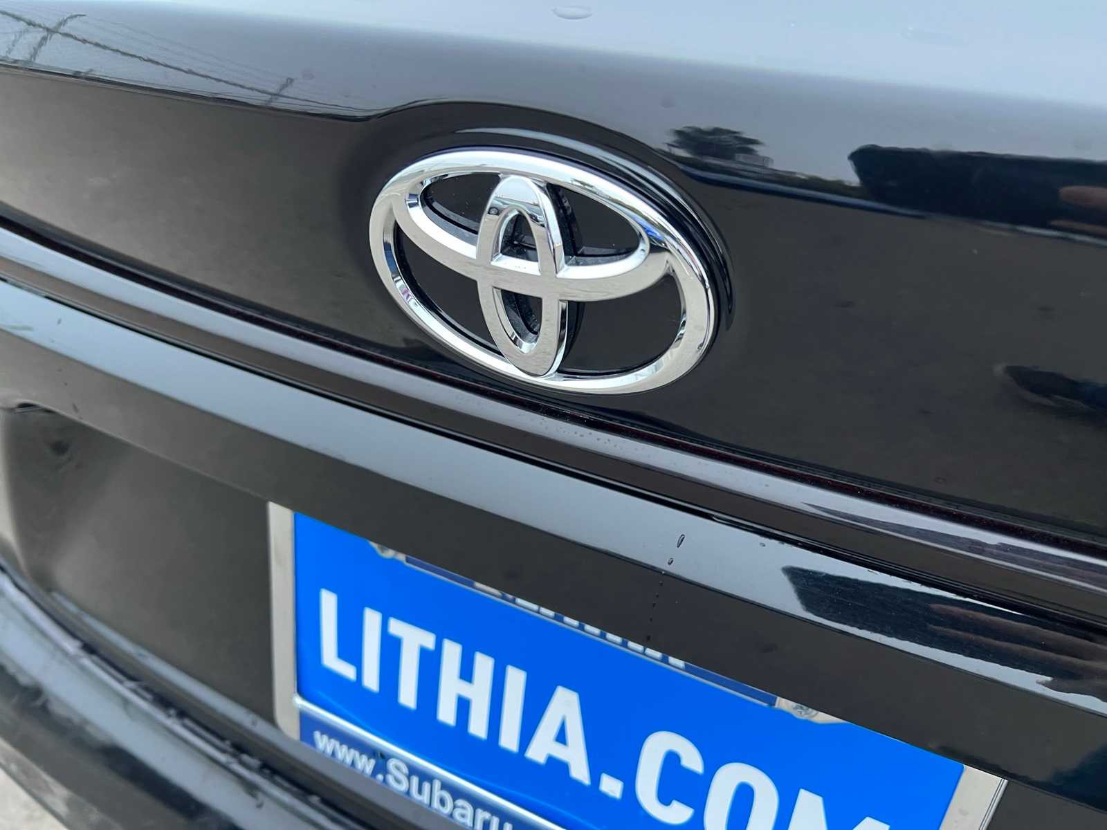 Thumbnail: 2023 Toyota Corolla - 6