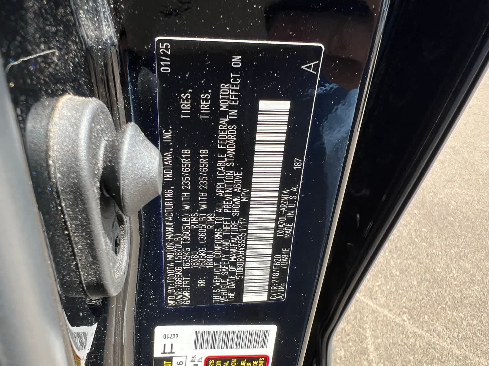 Thumbnail: 2025 Toyota Highlander - 38