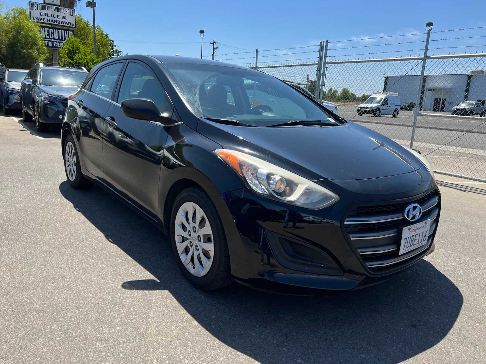 Thumbnail: 2016 Hyundai Elantra - 10