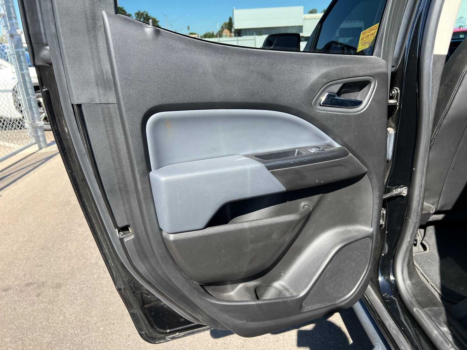 Thumbnail: 2021 Chevrolet Colorado - 20