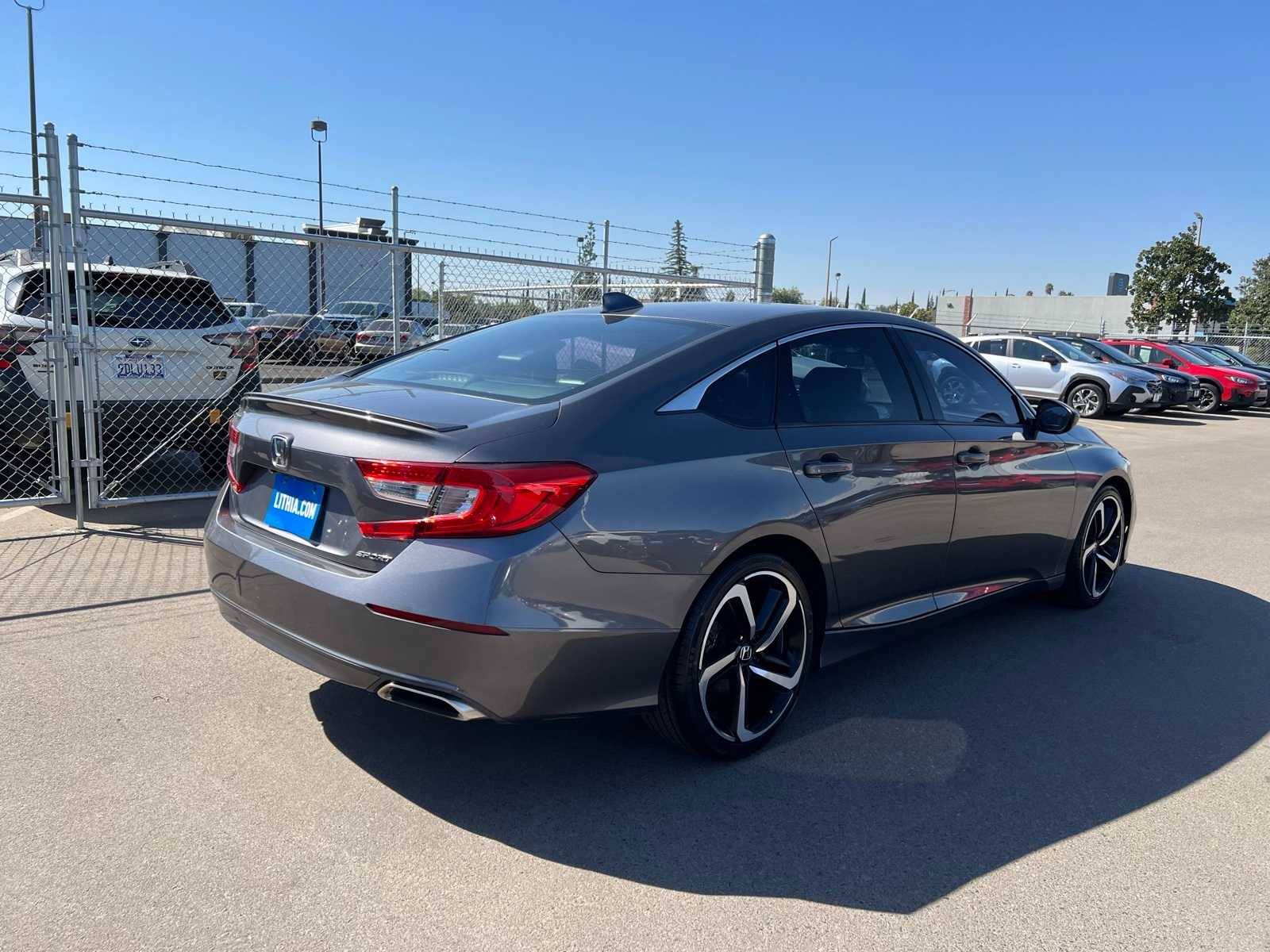 Thumbnail: 2018 Honda Accord - 9