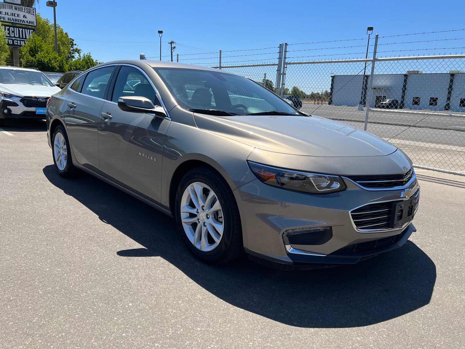 Thumbnail: 2017 Chevrolet Malibu - 11