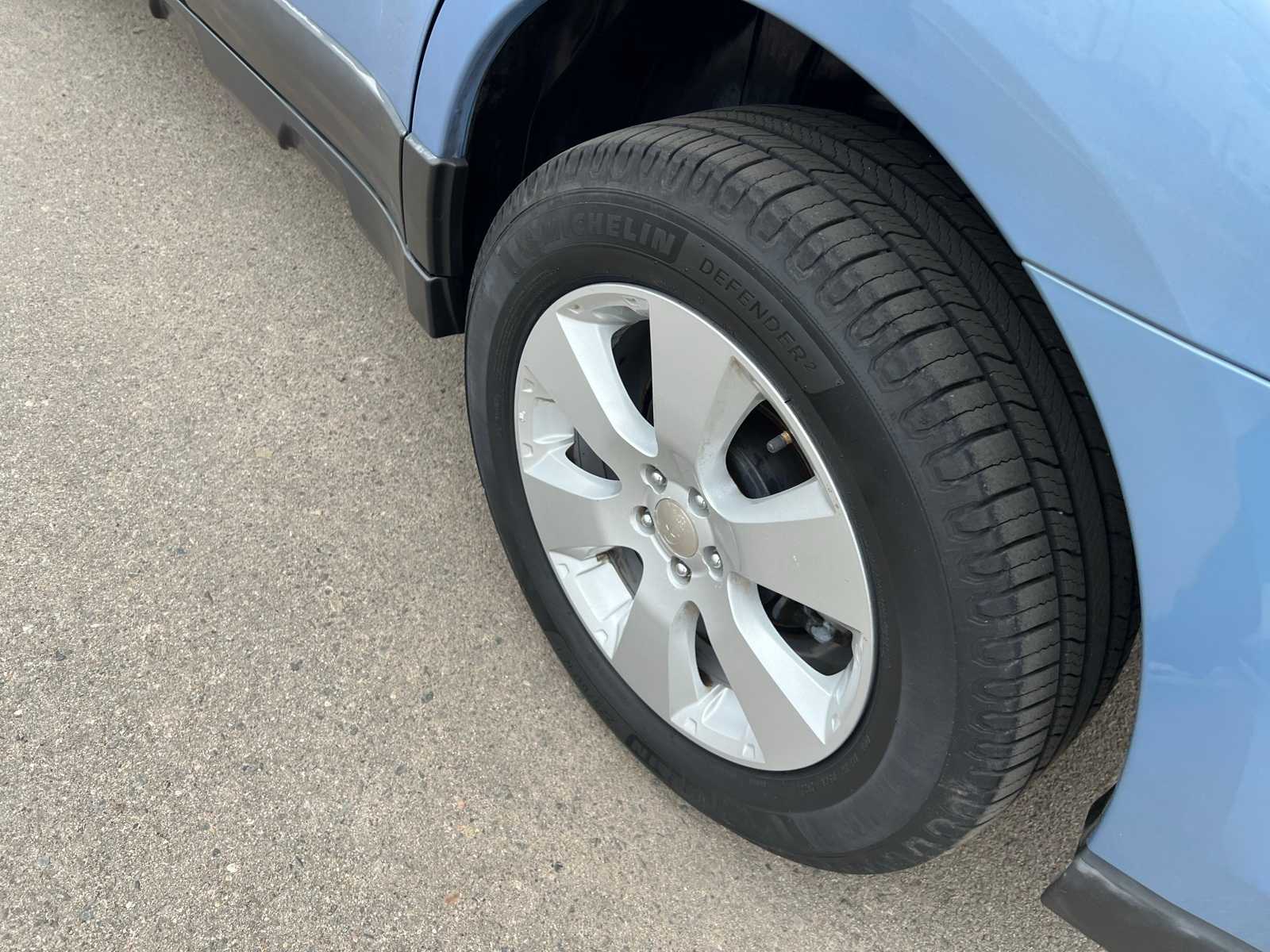 Thumbnail: 2011 Subaru Outback - 17