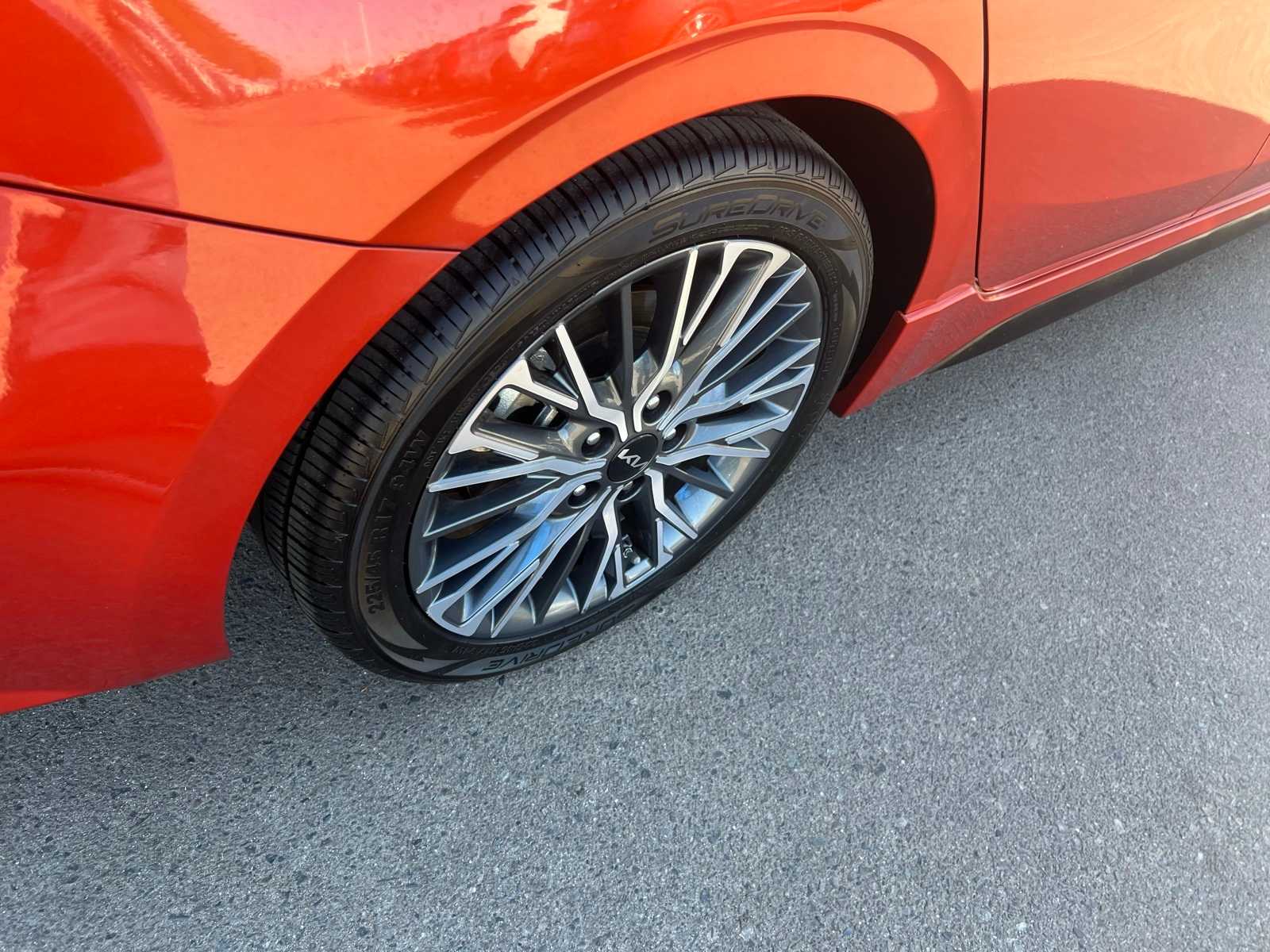 Thumbnail: 2023 Kia Forte - 20