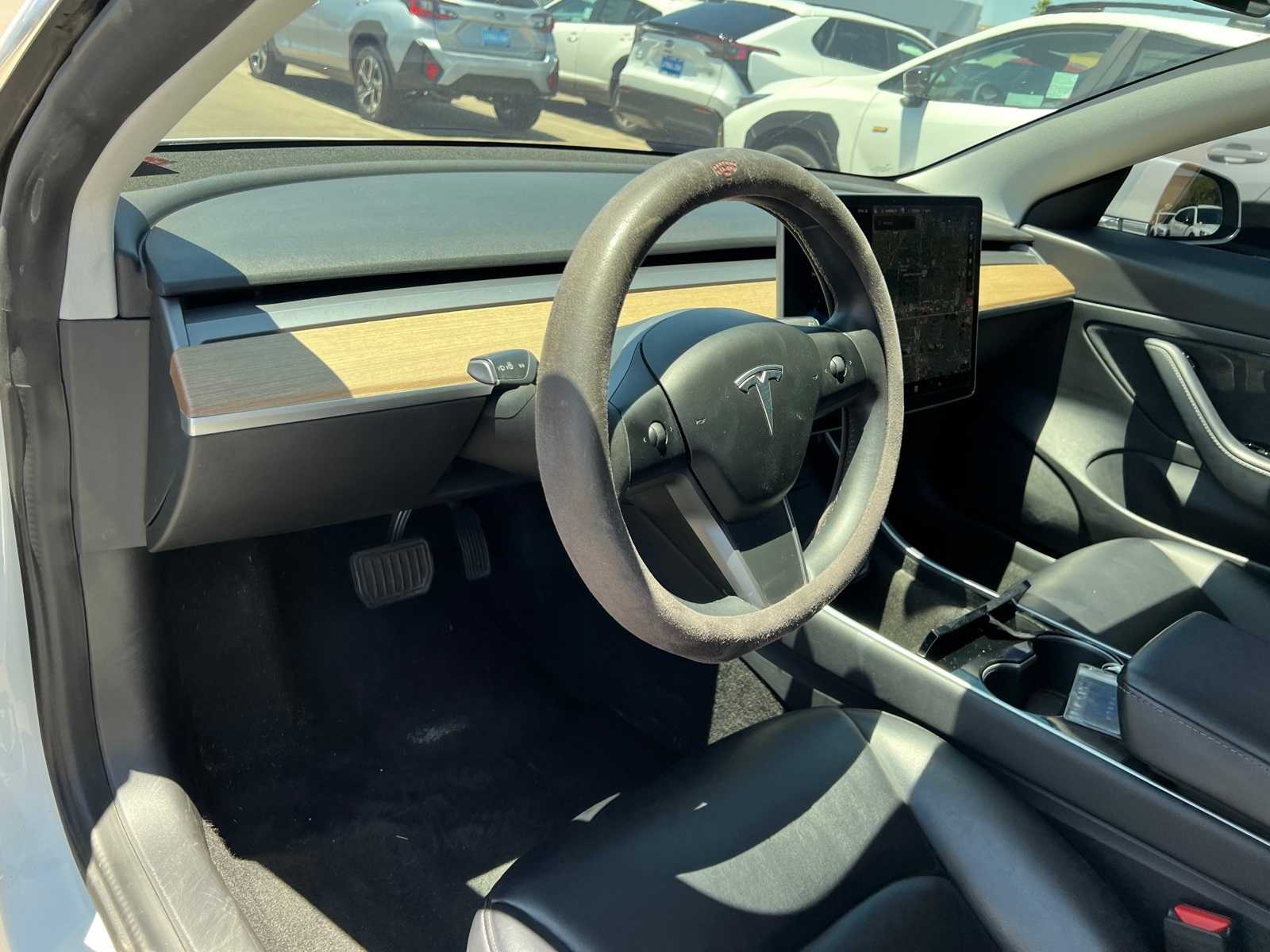 Thumbnail: 2020 Tesla Model 3 - 12