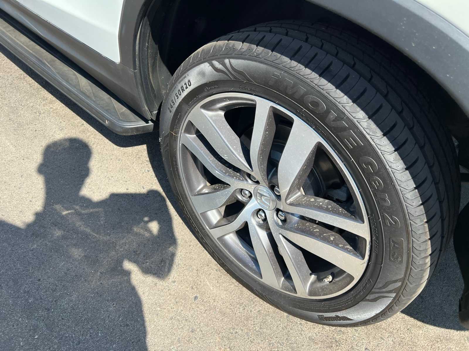 Thumbnail: 2018 Honda Pilot - 17