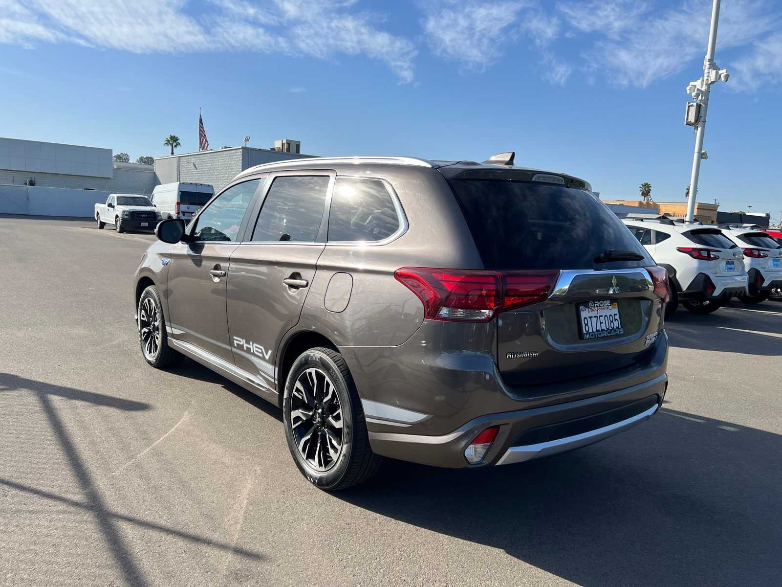 Thumbnail: 2018 Mitsubishi Outlander - 3