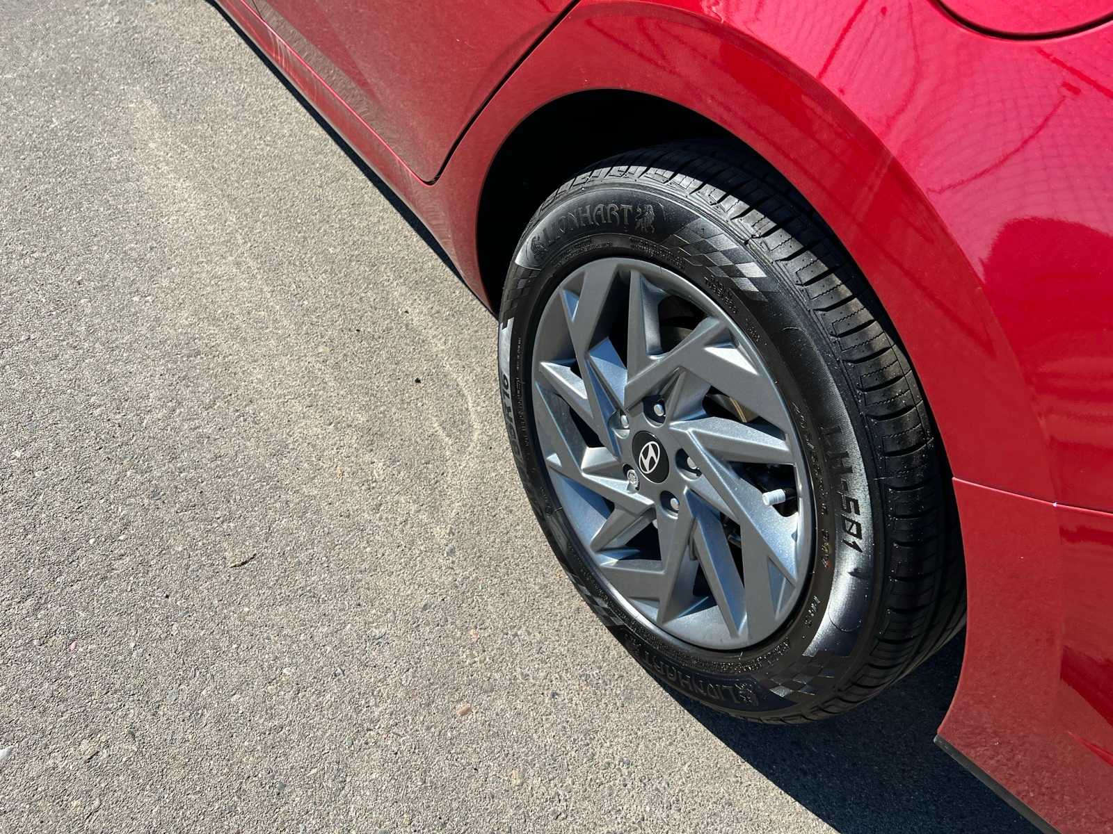 Thumbnail: 2024 Hyundai Elantra - 17