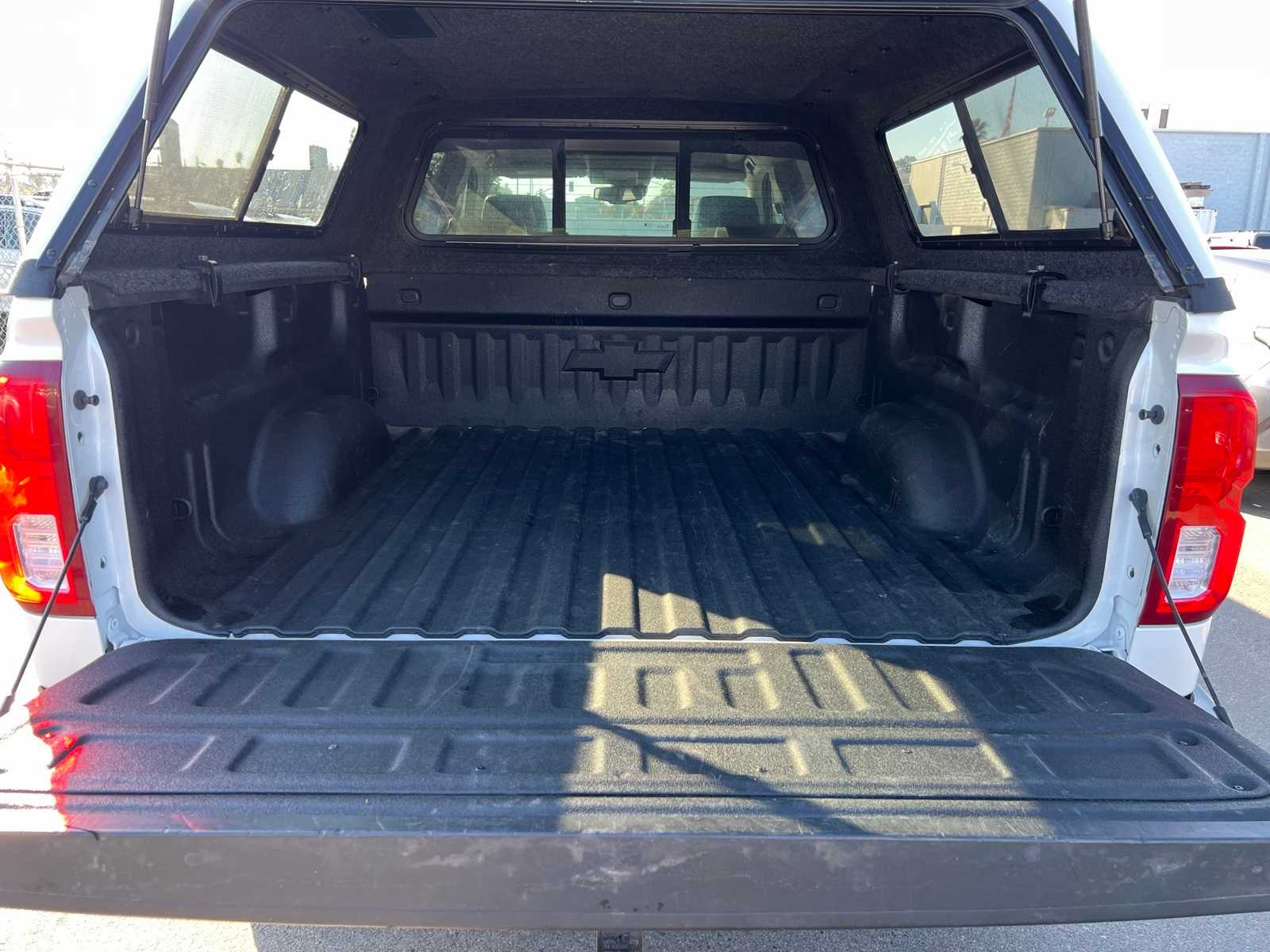 Thumbnail: 2018 Chevrolet Silverado 1500 - 7