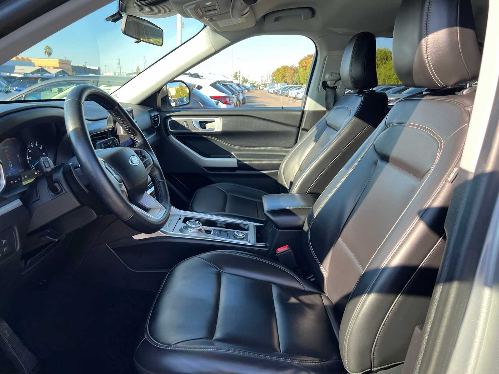 Thumbnail: 2021 Ford Explorer - 15