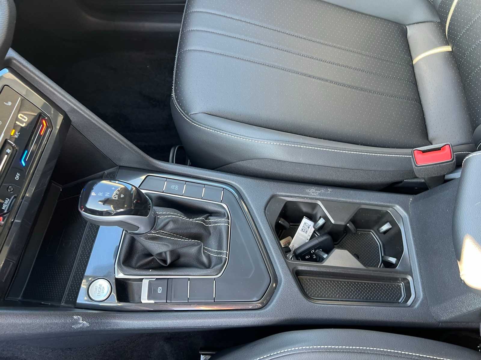 Thumbnail: 2023 Volkswagen Tiguan - 38