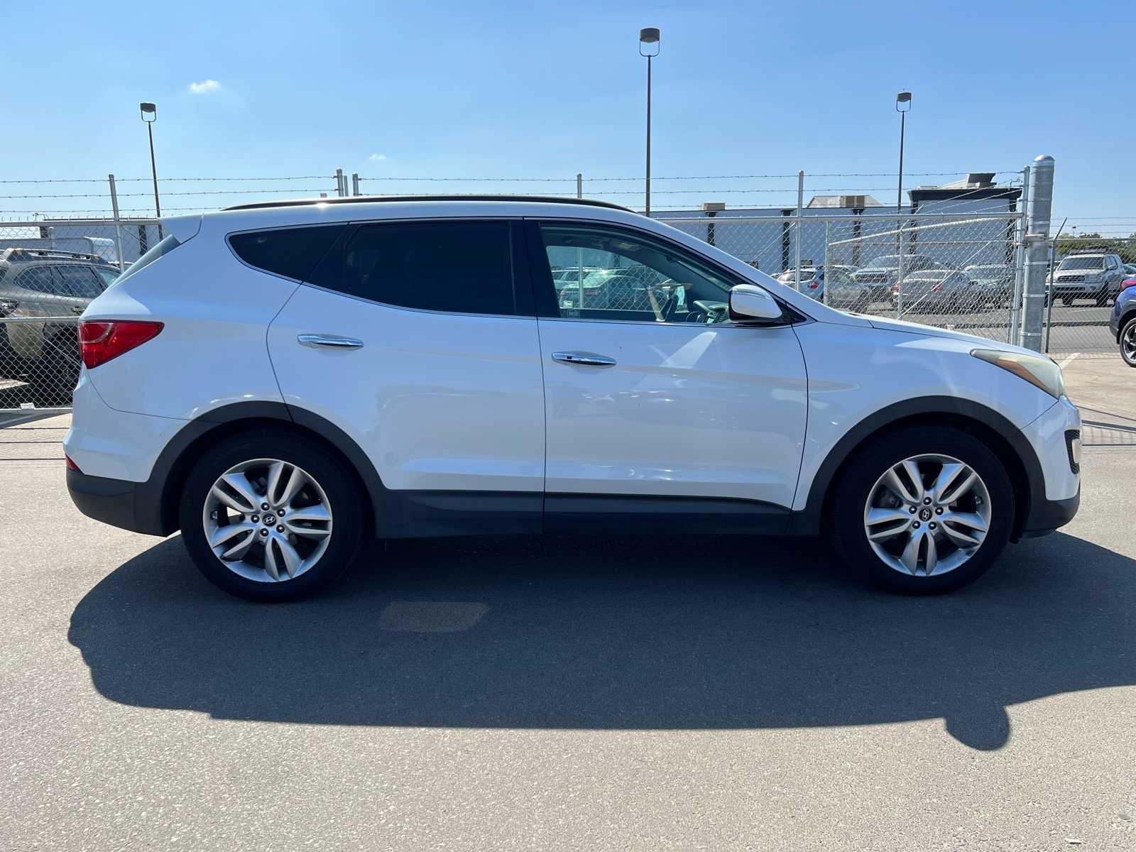 Thumbnail: 2014 Hyundai Santa Fe - 10