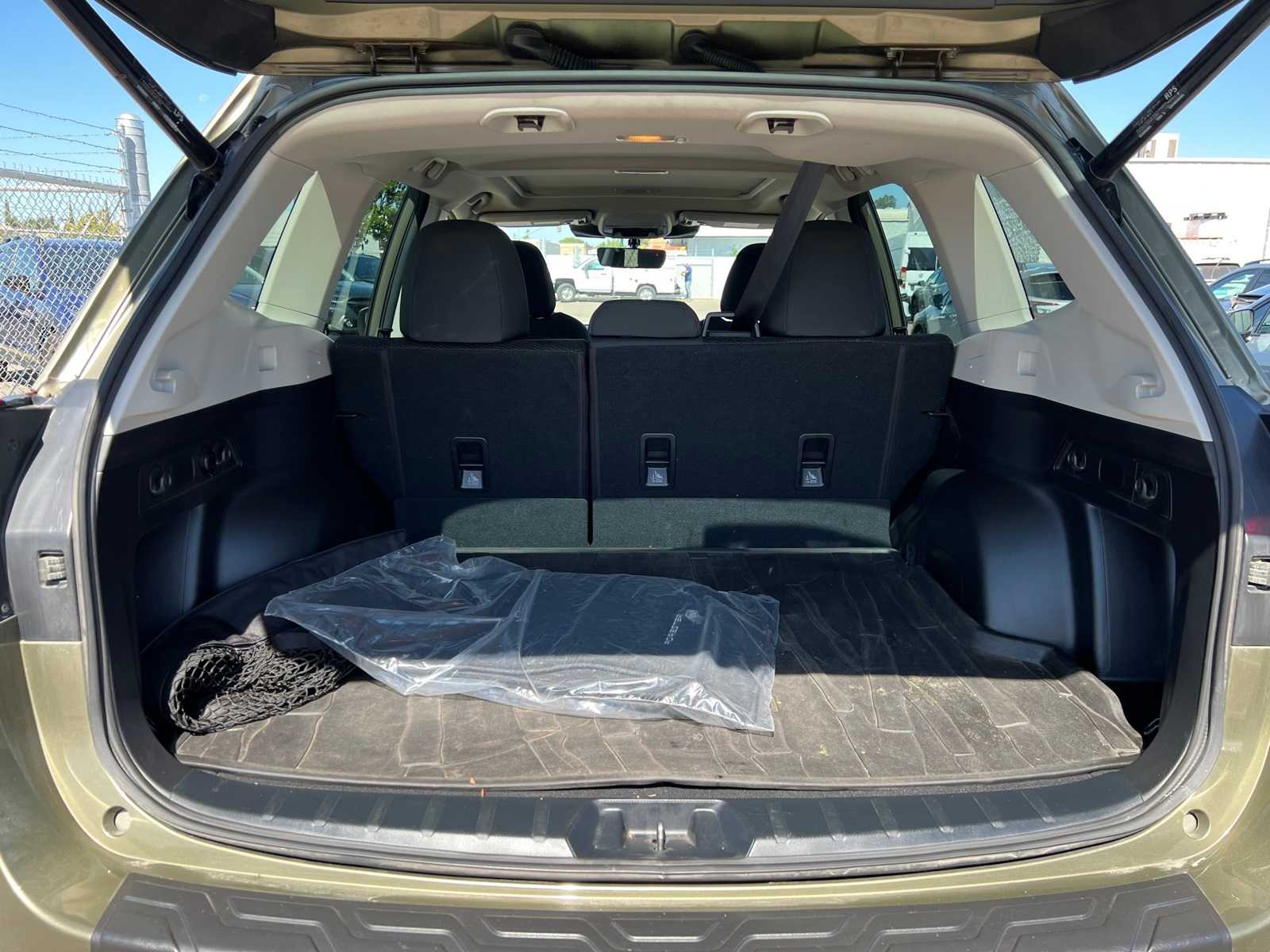 2023 Subaru Forester Premium 8