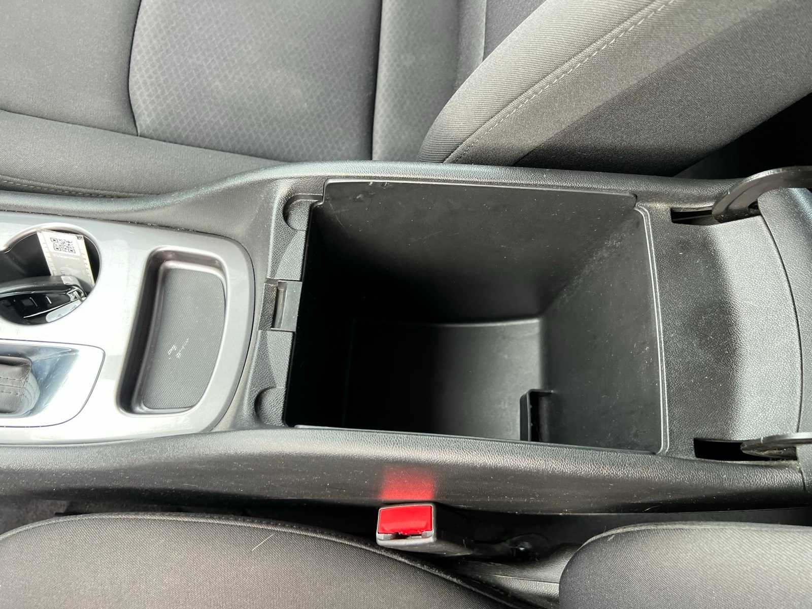 Thumbnail: 2018 Chevrolet Malibu - 40