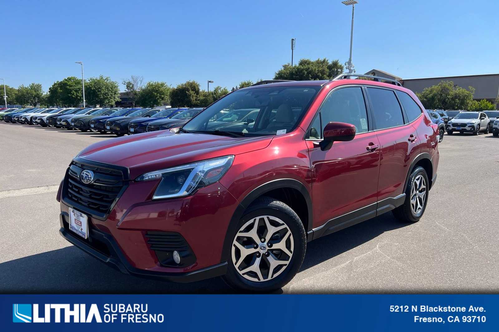 2023 Subaru Forester Premium's photo