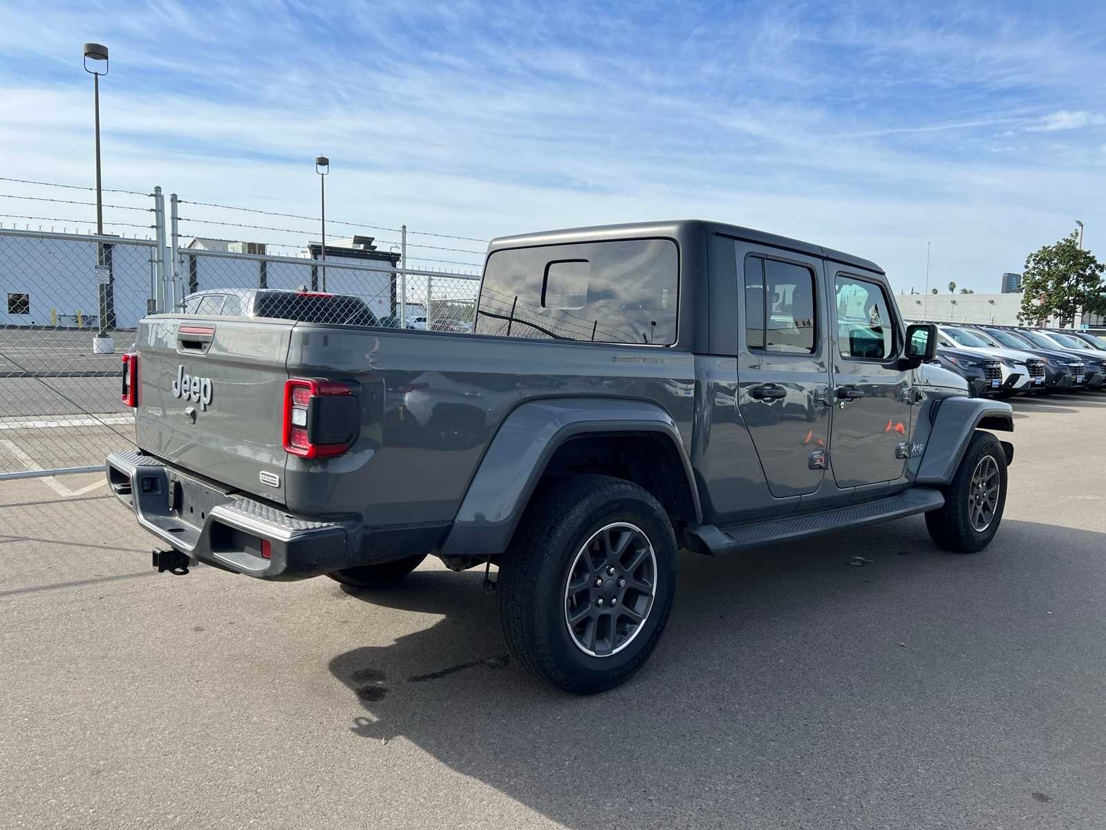 Thumbnail: 2021 Jeep Gladiator - 7