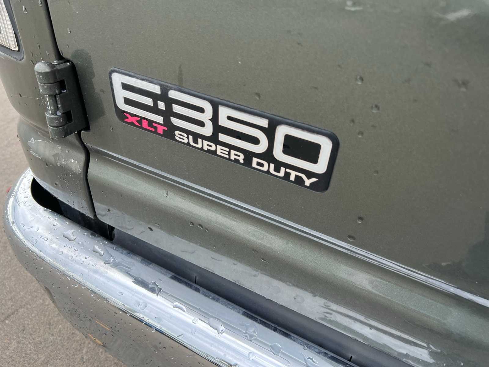 Thumbnail: 2005 Ford Econoline - 5