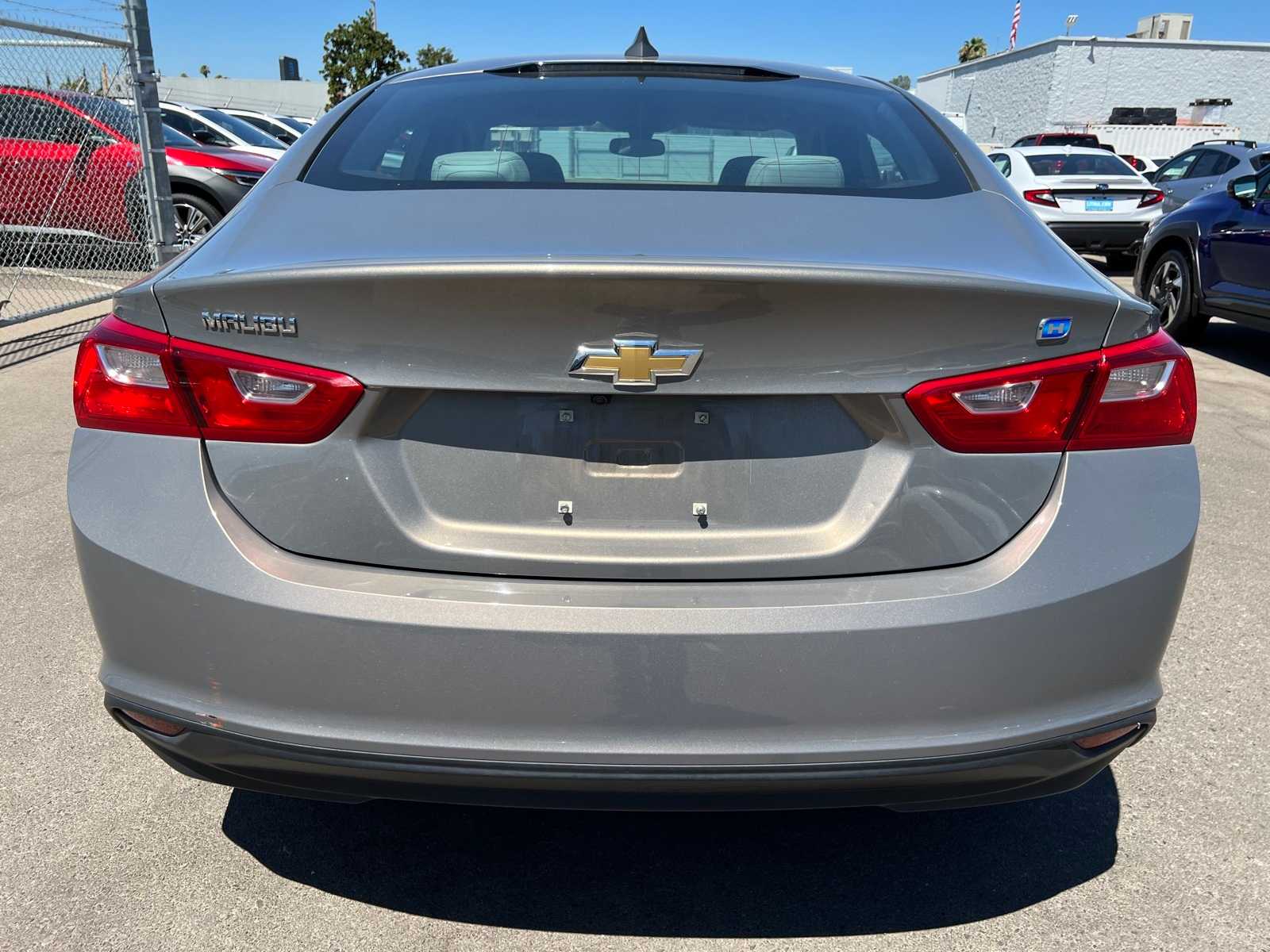 Thumbnail: 2017 Chevrolet Malibu - 4