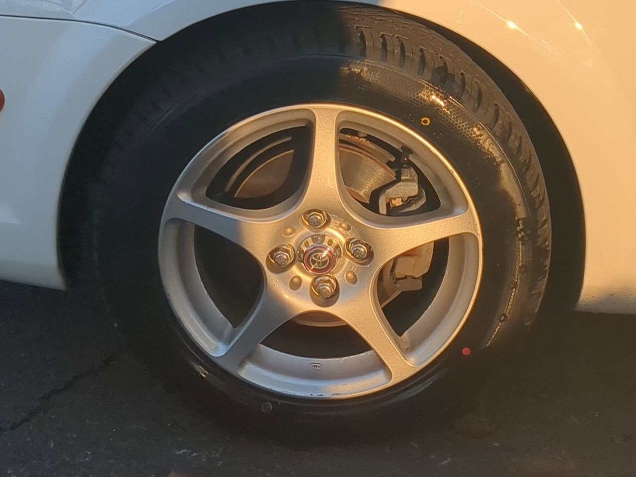 Thumbnail: 2001 Toyota MR2 Spyder - 14