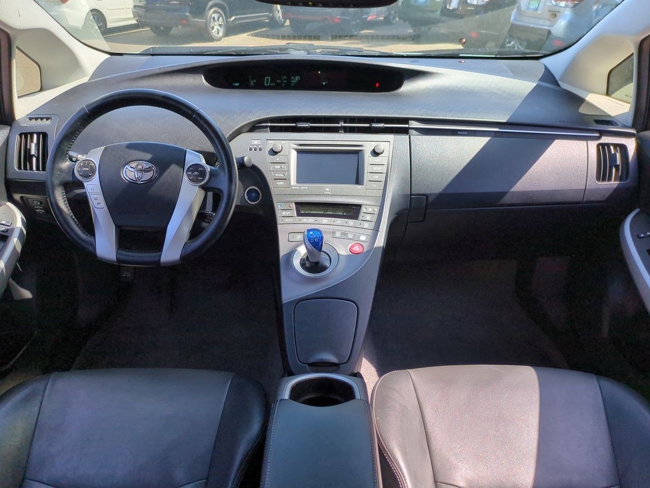 Thumbnail: 2012 Toyota Prius - 16