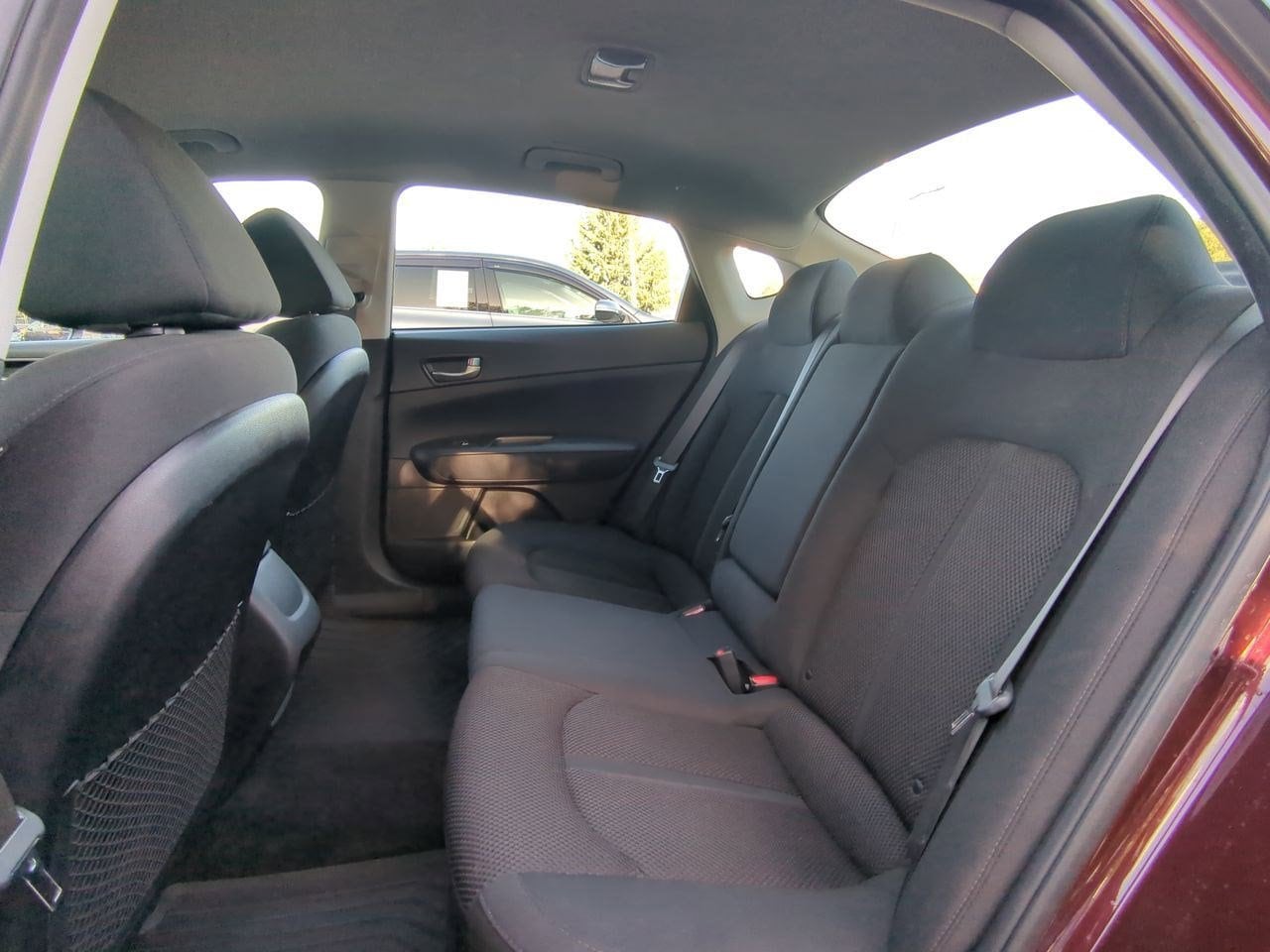 Thumbnail: 2020 Kia Optima - 20