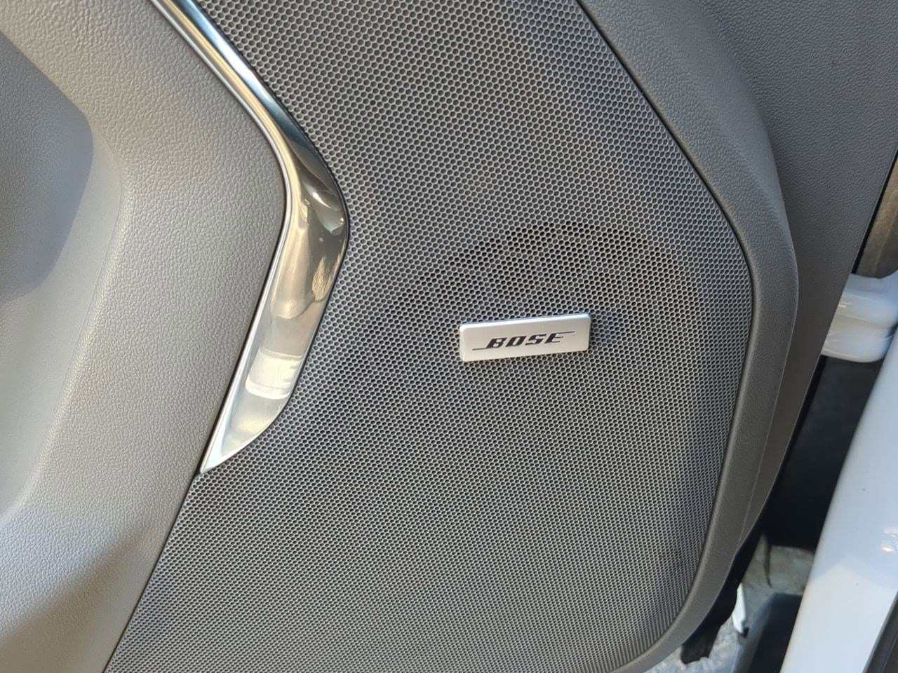 Thumbnail: 2023 GMC Yukon XL - 30