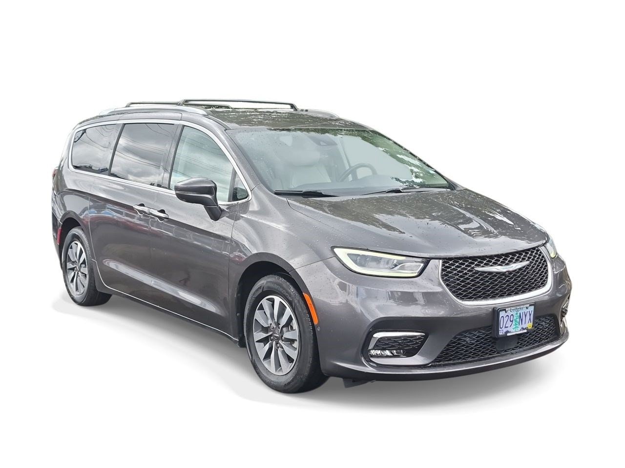 Used 2021 Chrysler Pacifica Hybrid Touring L with VIN 2C4RC1L7XMR550539 for sale in Oregon City, OR