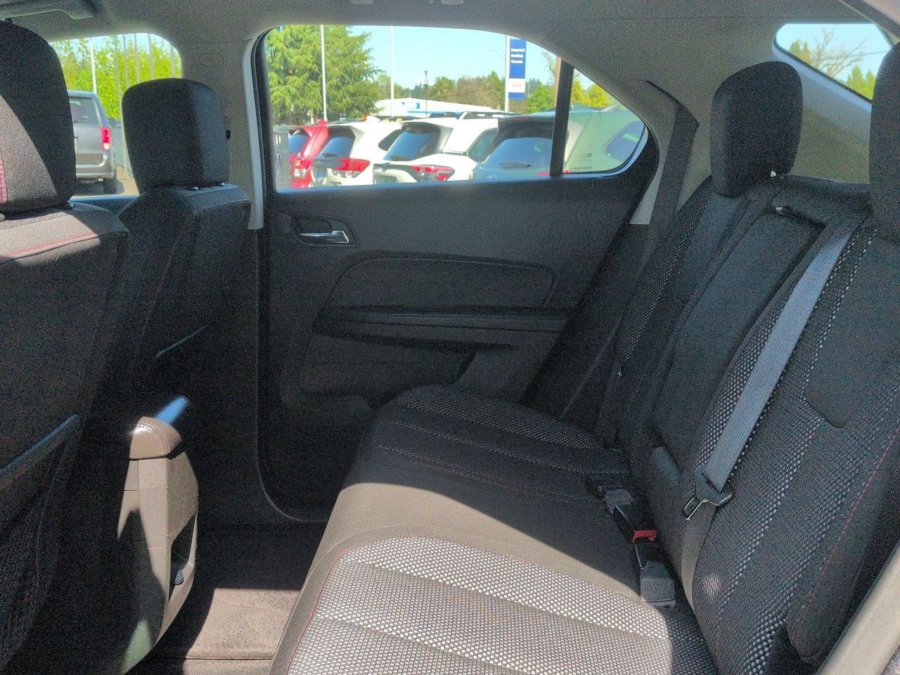 Thumbnail: 2016 Chevrolet Equinox - 18