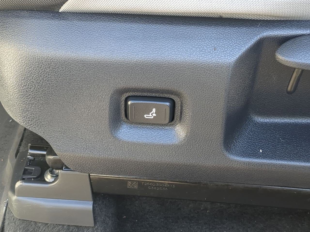 Thumbnail: 2025 Toyota Tacoma - 18