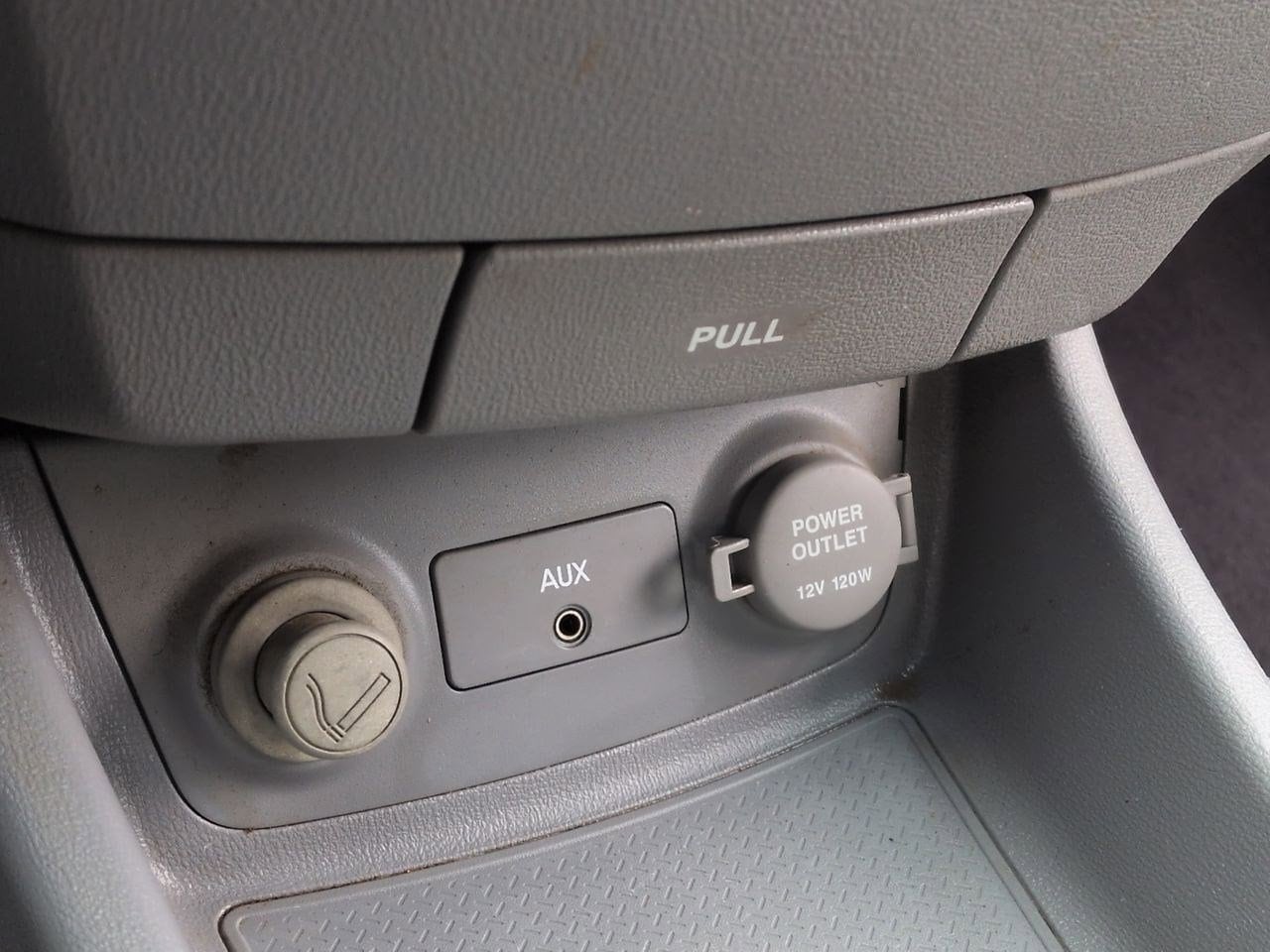 Thumbnail: 2009 Hyundai Elantra - 31