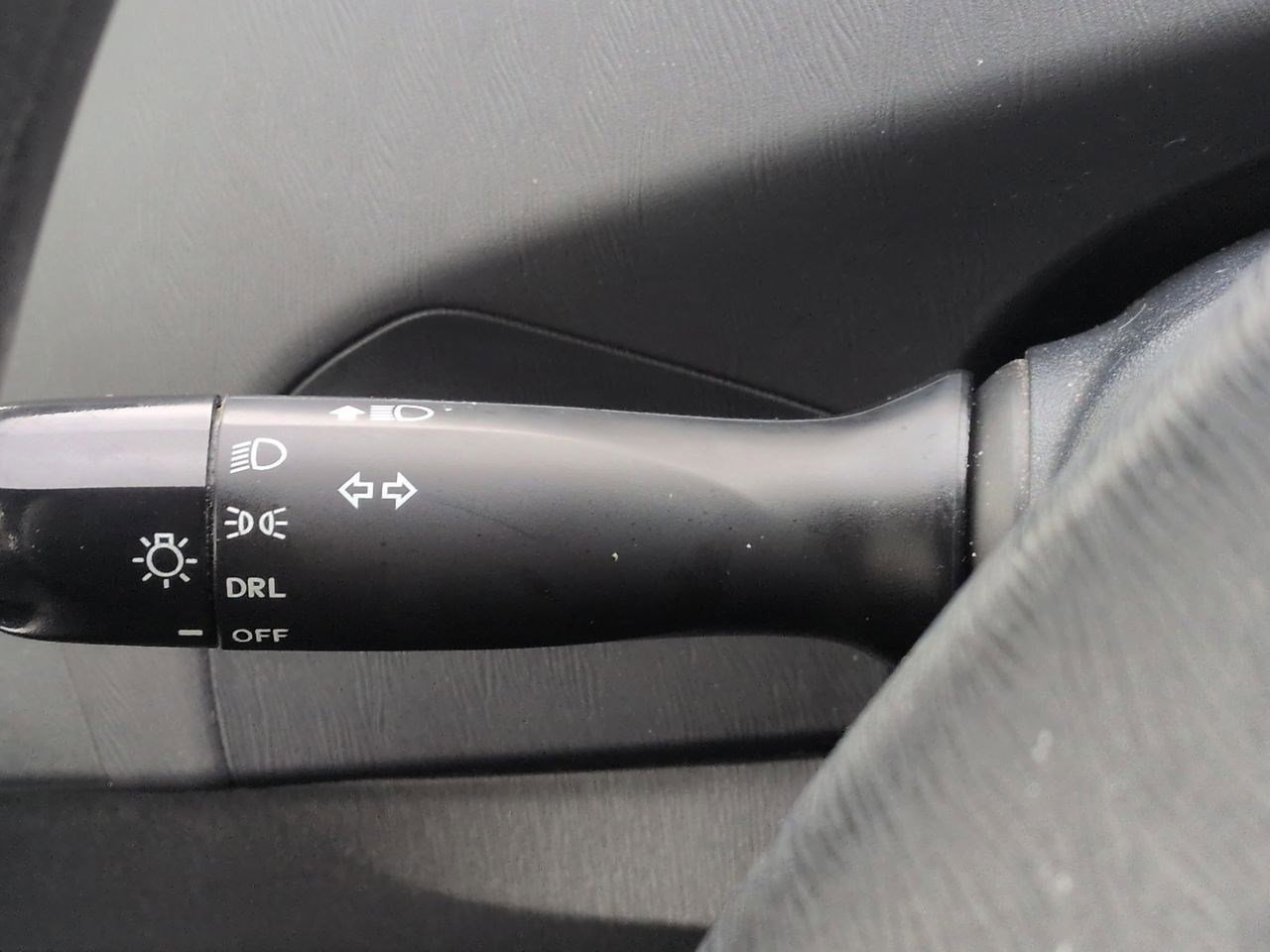 Thumbnail: 2015 Toyota Prius - 26