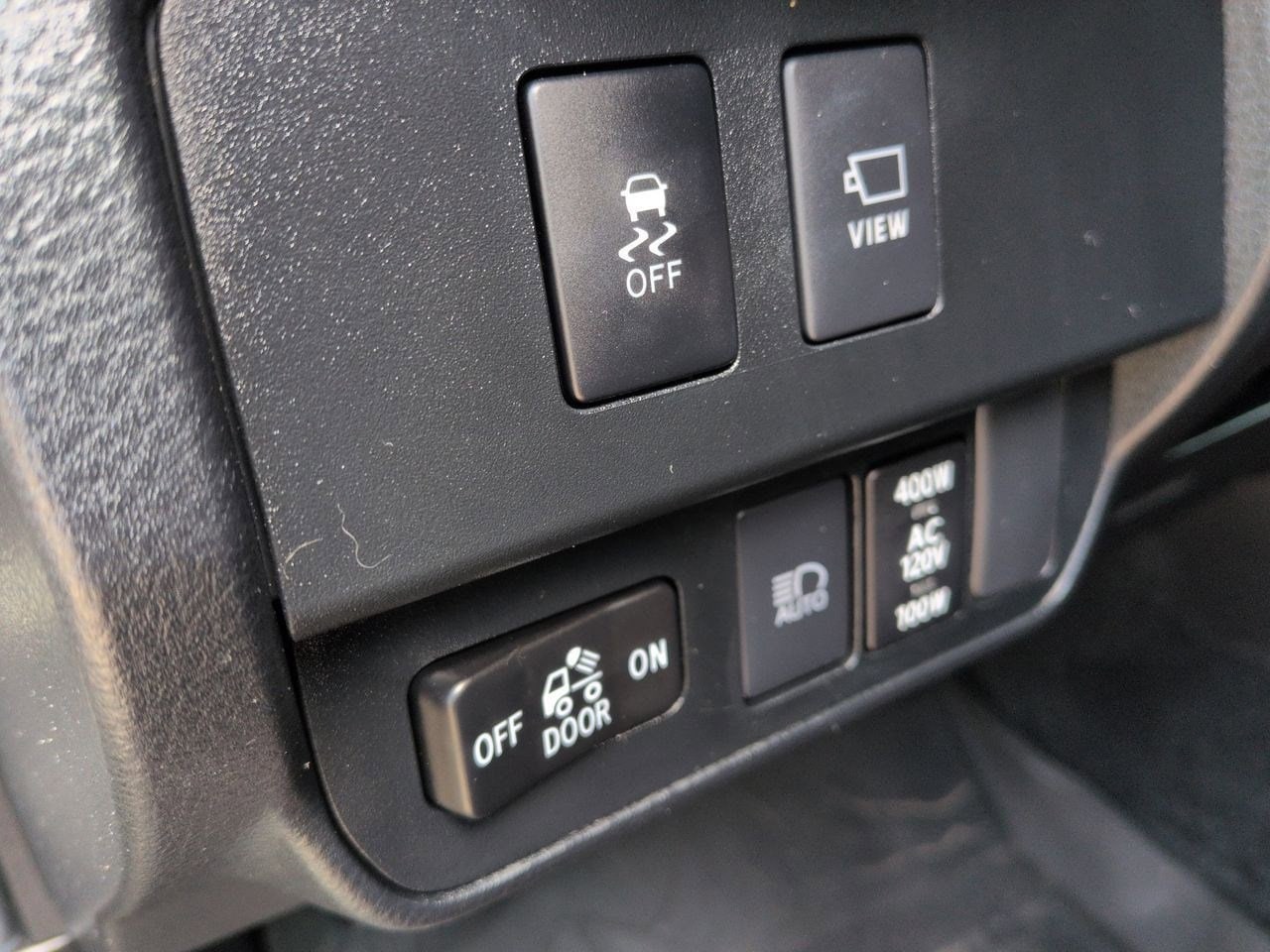 Thumbnail: 2023 Toyota Tacoma - 25