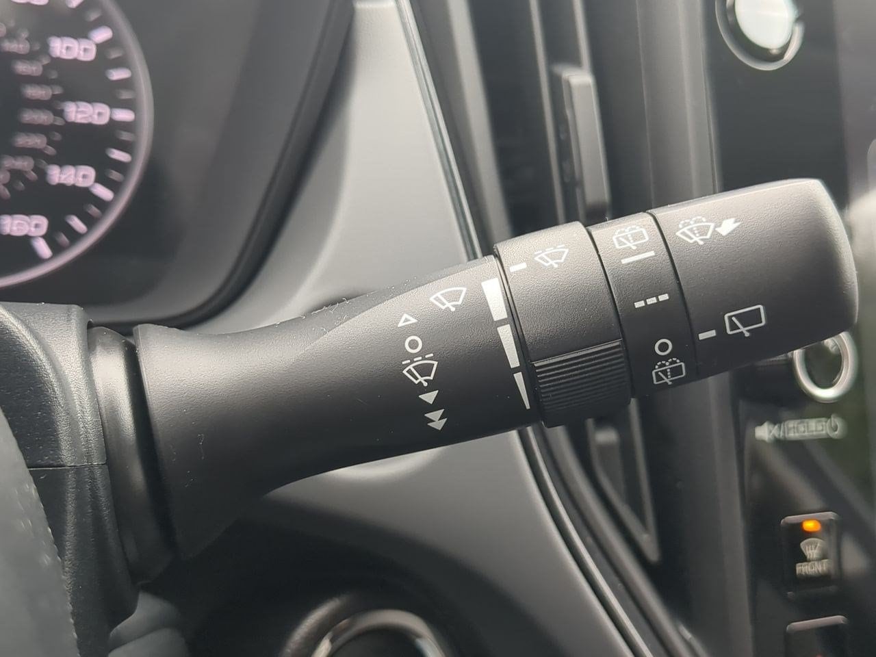 2026 Subaru Crosstrek Premium - Photo 28