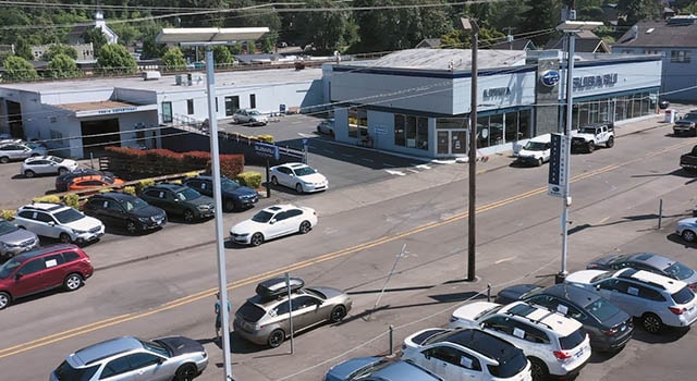 Lithia Subaru of Oregon City dealership lot