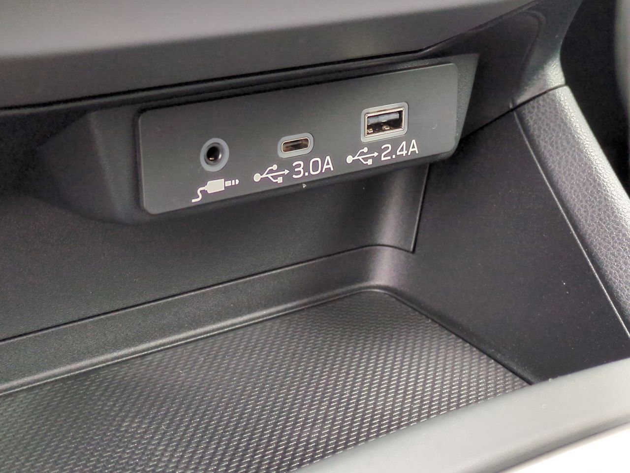 2025 Subaru Crosstrek Premium 34