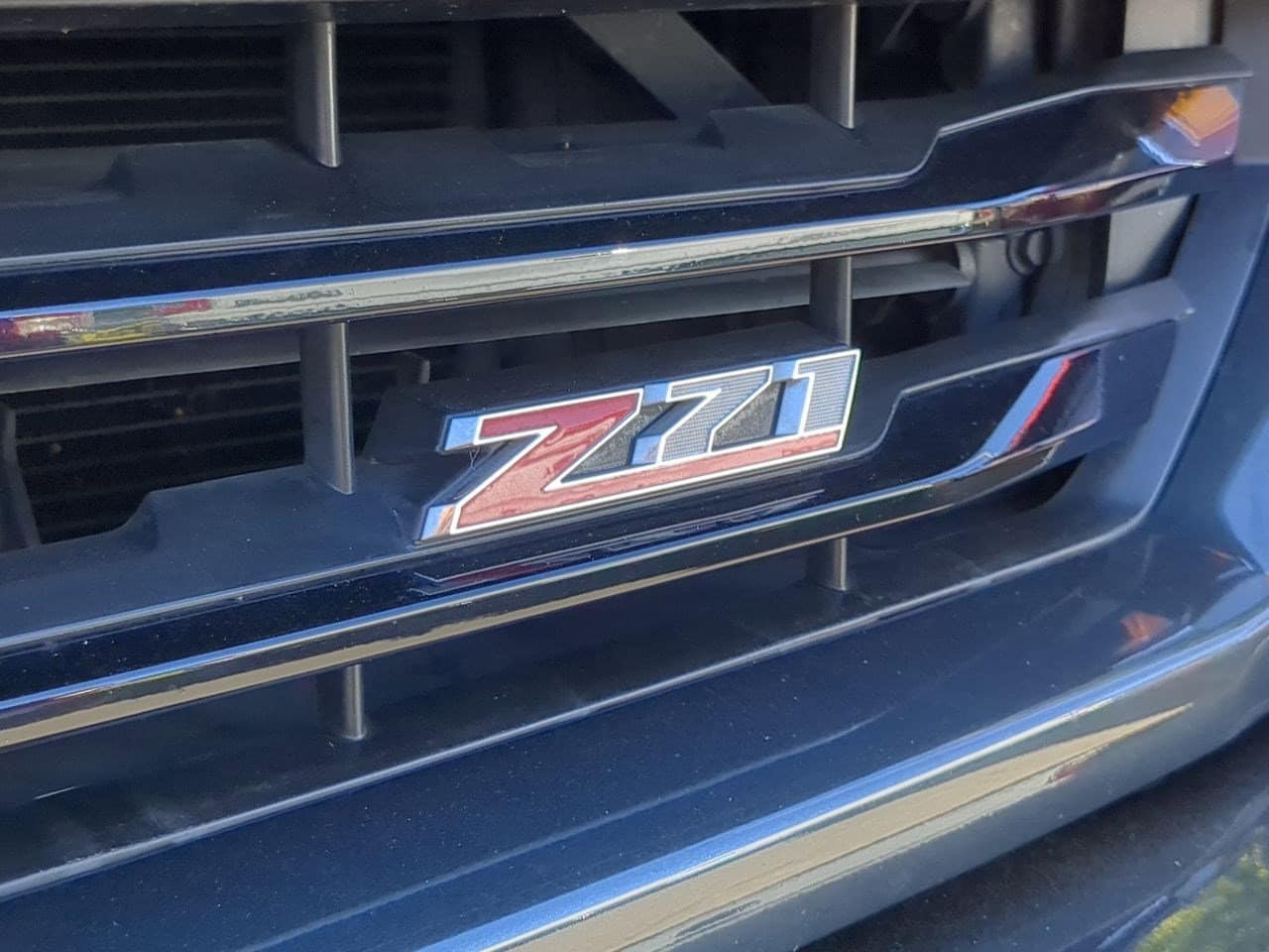 Thumbnail: 2018 Chevrolet Silverado 1500 - 20