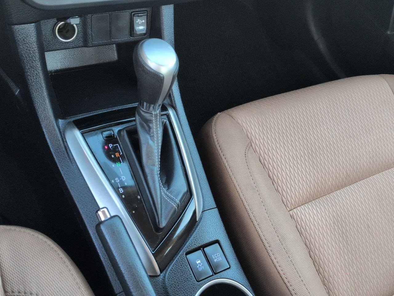 Thumbnail: 2014 Toyota Corolla - 33