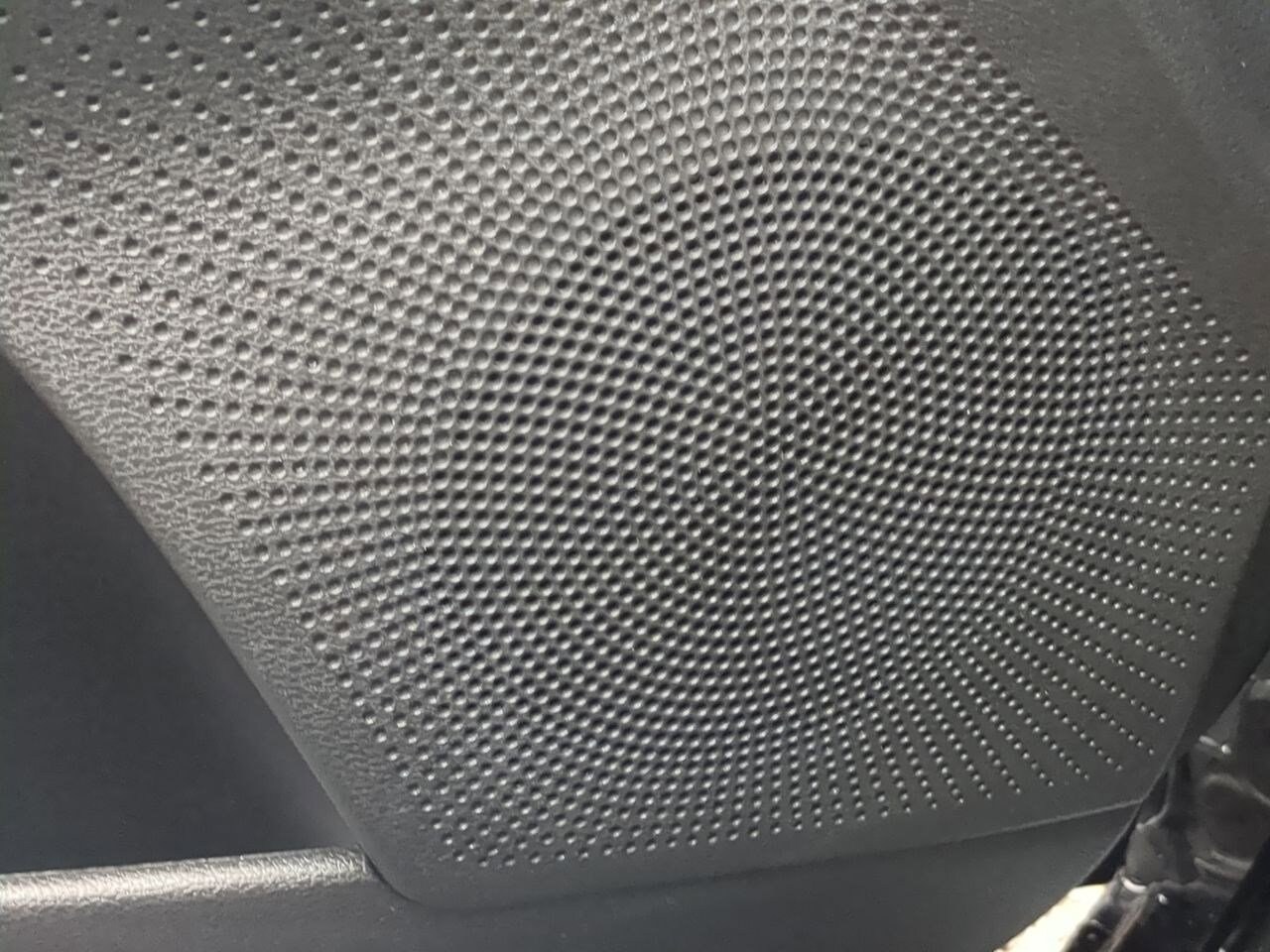 Thumbnail: 2024 Kia Forte - 28