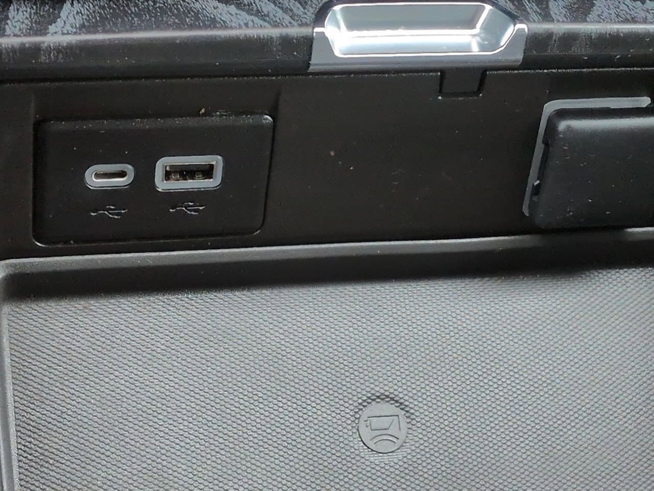 Thumbnail: 2022 GMC Yukon - 33