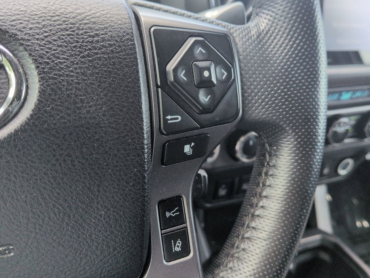 2022 Toyota Tacoma TRD Sport - Photo 24
